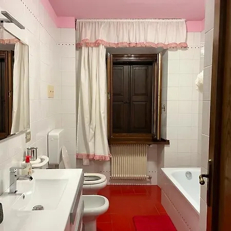 Mountain With Sauna Sùtrio